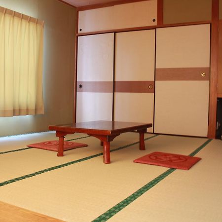 Отель Shirako White Palace Экстерьер фото